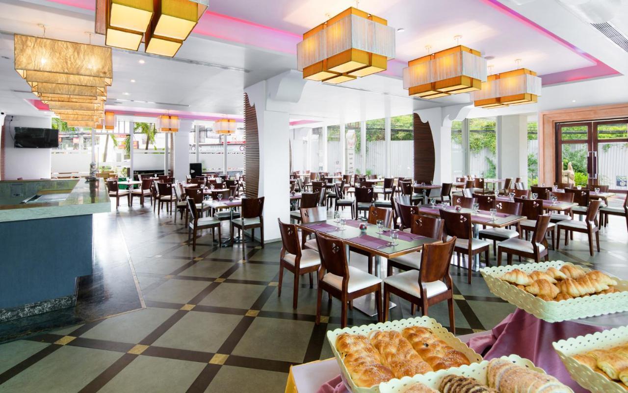 Aiyara Grand Отель 5*