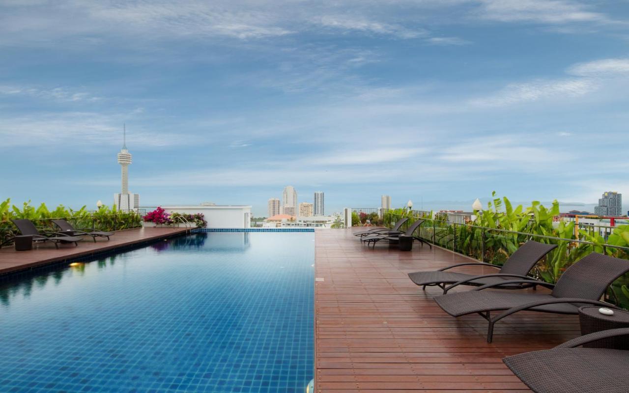 Aiyara Grand Отель 5*
